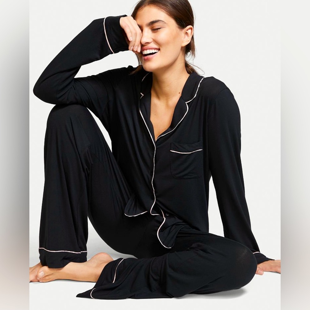 NWT - Victoria’s Secret XL (Full Length) Modal PJ set Black Light pink trim